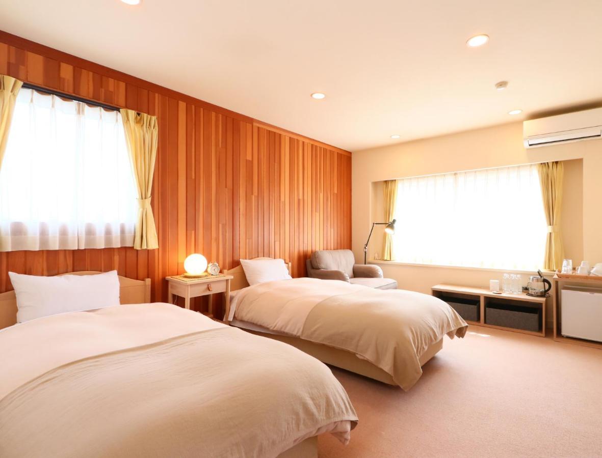 Bed and Breakfast Ryosha Tsukiakari à Yamanakako Extérieur photo