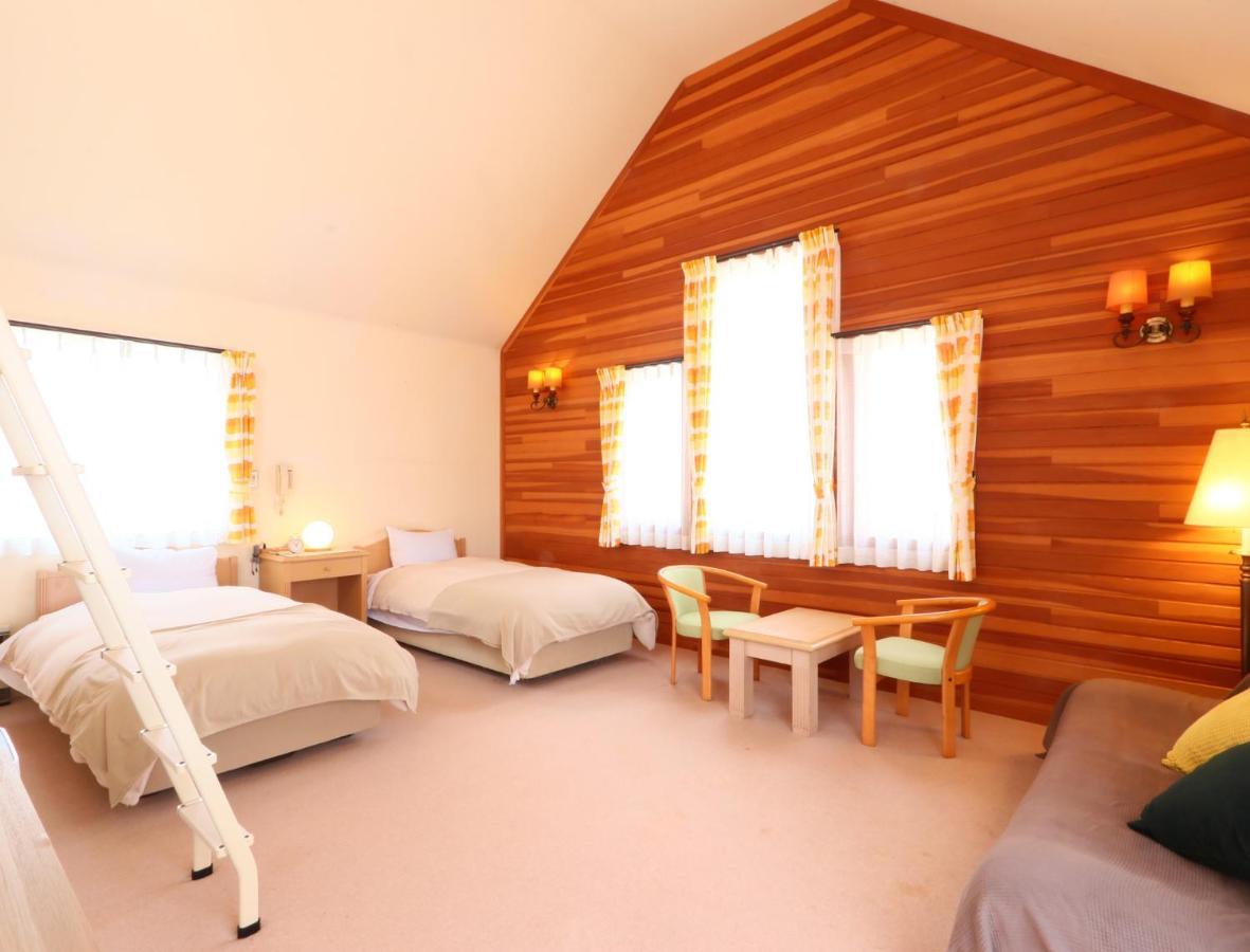 Bed and Breakfast Ryosha Tsukiakari à Yamanakako Extérieur photo
